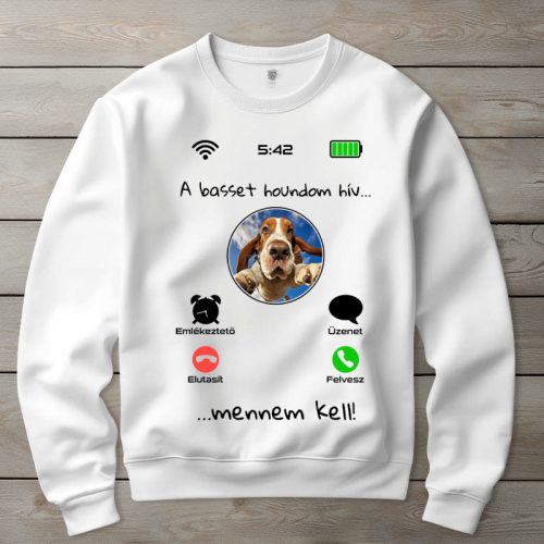 Basset houndos környakú pulóverk fehér színben