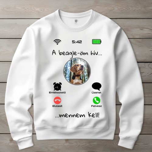 Beagleös környakú pulóverk fehér színben