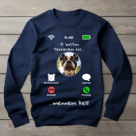 Boston terrieres környakú pulóver sötétkék színben