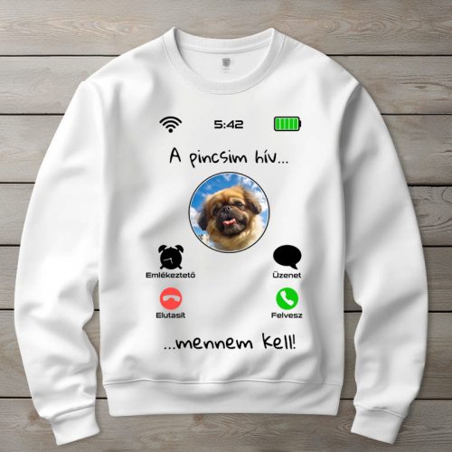 Palotapincsis környakú pulóverk fehér színben