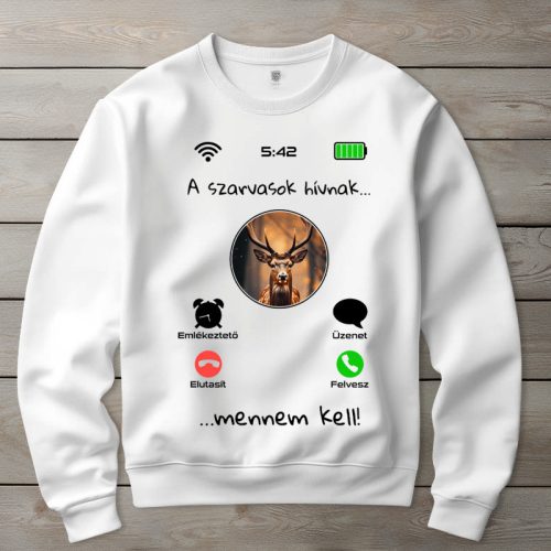 Szarvasos környakú pulóverk fehér színben