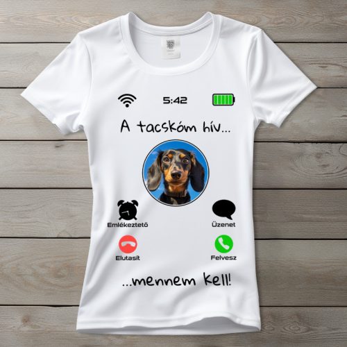 Tacskós póló nőknek fehér színben