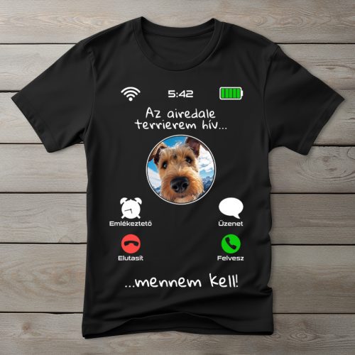 Airedale terrieres póló férfiaknak fekete színben