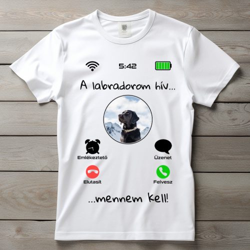 Fekete labradoros póló férfiaknak fehér színben